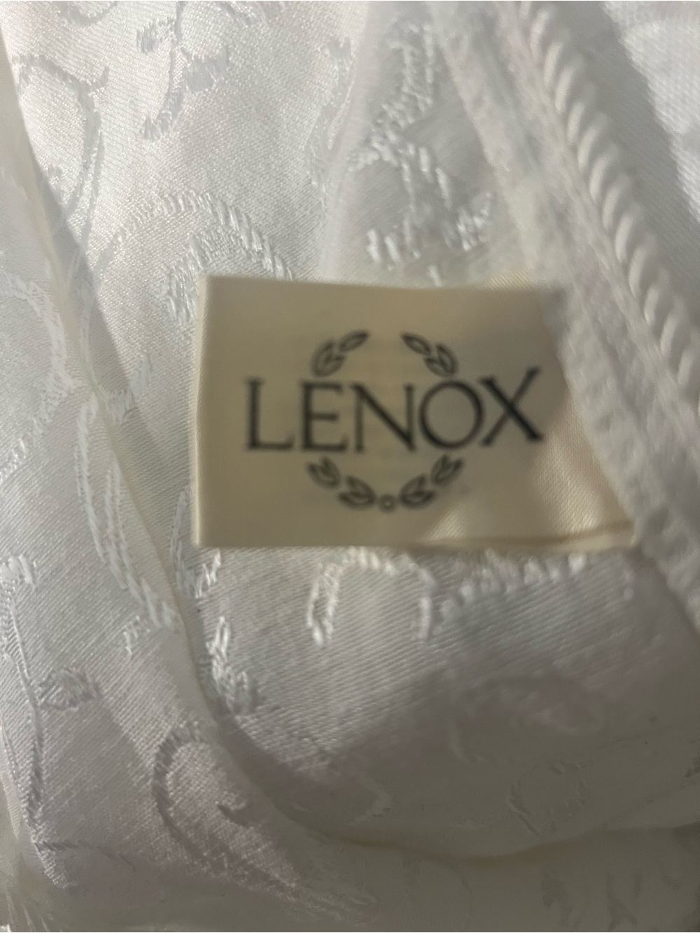 Lenox Women's White table cloth